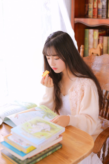美味世子三姐妹