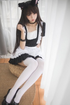 乌鸦嘴妙女郎